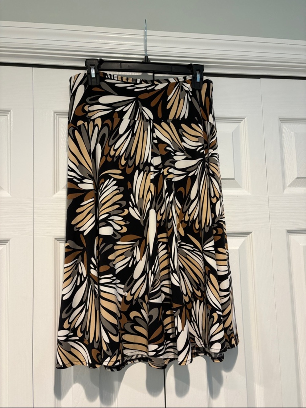 Groovy, earth tone midi skirt by East 5th